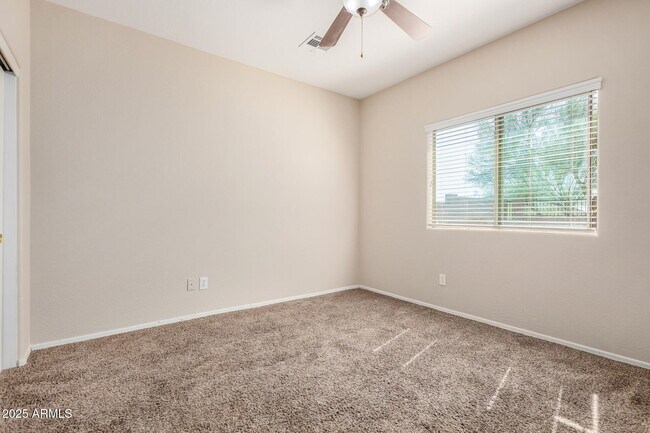 Building Photo - 22181 W Devin Dr