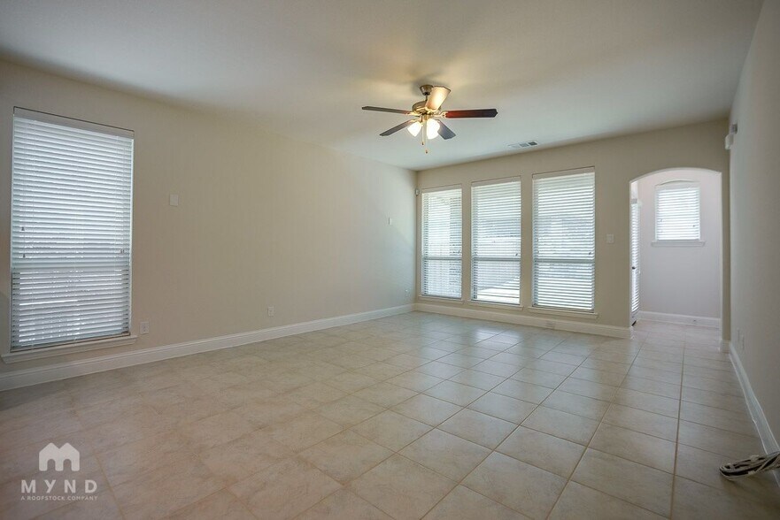 Building Photo - 3312 Damsel Sauvage Ln