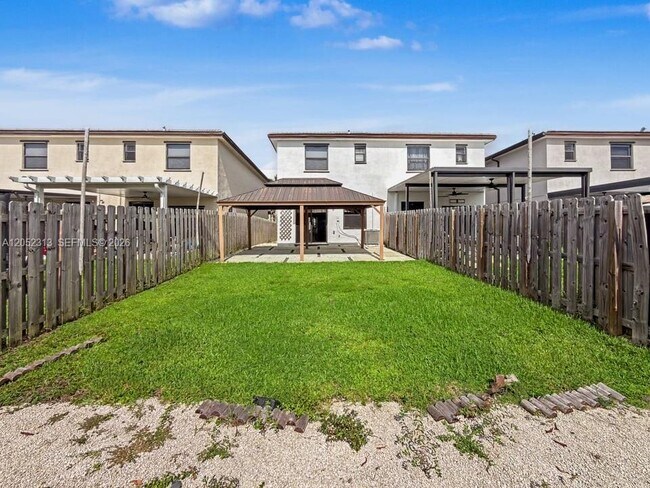 Building Photo - 25545 SW 109th Ave