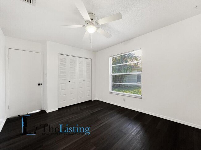 Building Photo - 1317 Coolridge Dr