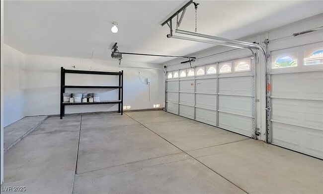 Building Photo - 24 Staghorn St