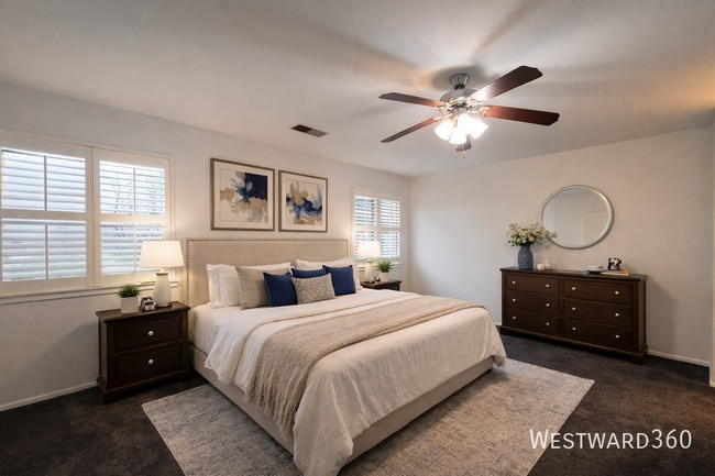 Building Photo - 1587 Stonehill Ct