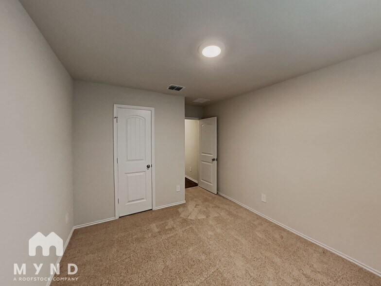 Building Photo - 916 Cinnamon Teal