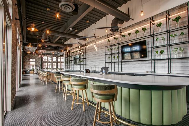 Building Photo - 1008 Redbrick Ln