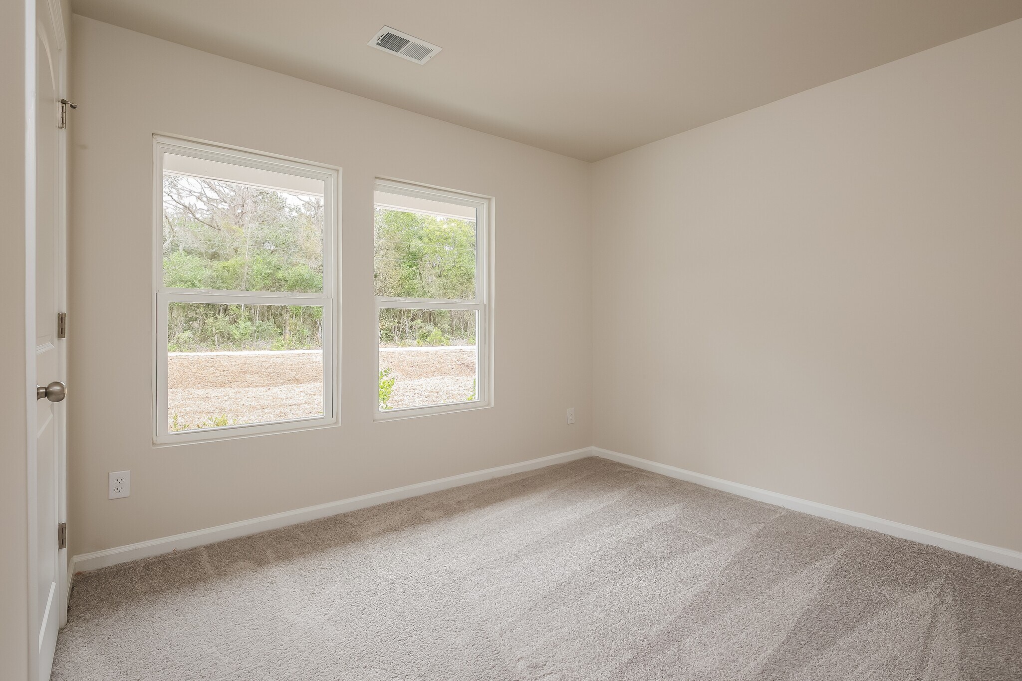 Building Photo - 68 Sunrise Cir