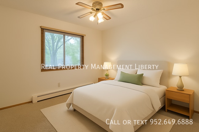 Building Photo - 15229 Bludorn Circle-