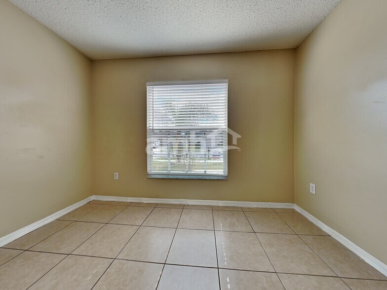 Building Photo - 4426 Country Hills Blvd