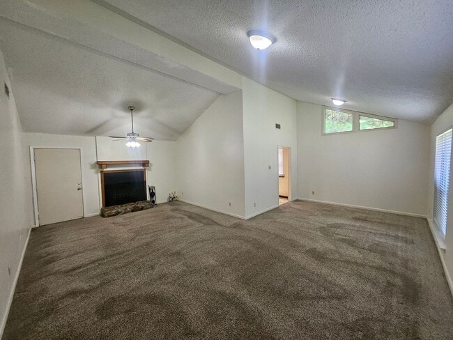 Building Photo - 109 Franklin St