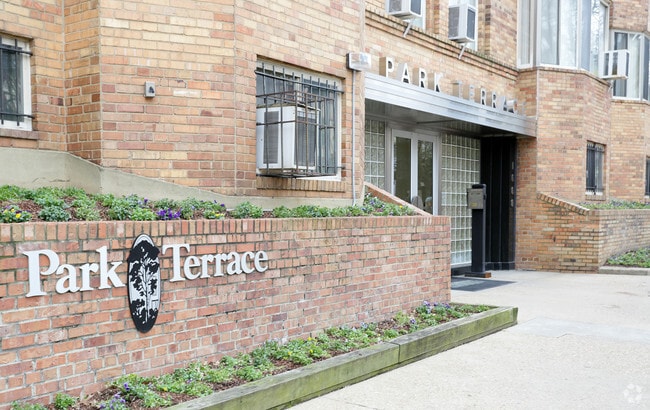 Building Photo - Park Terrace