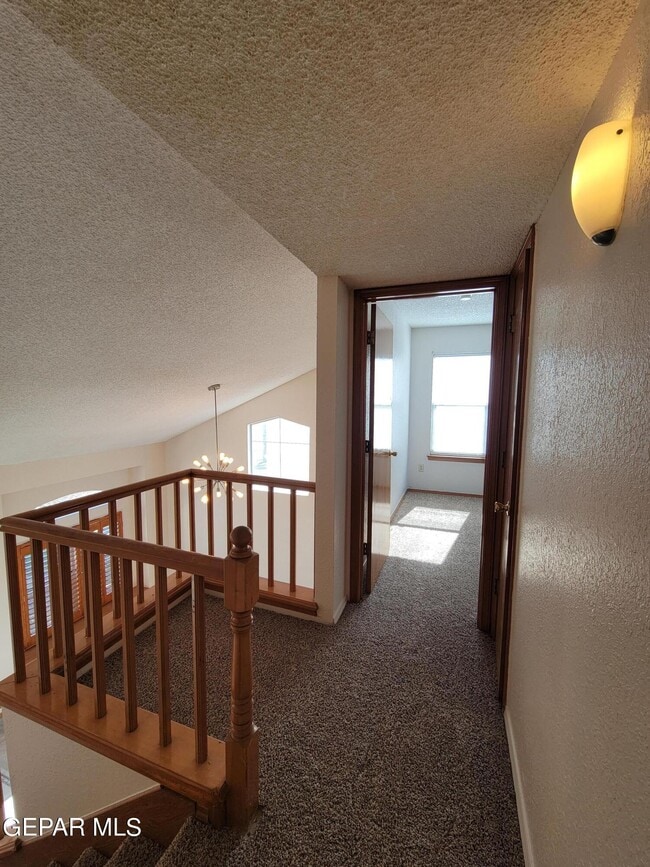 Building Photo - 6920 Imperial Ridge Dr