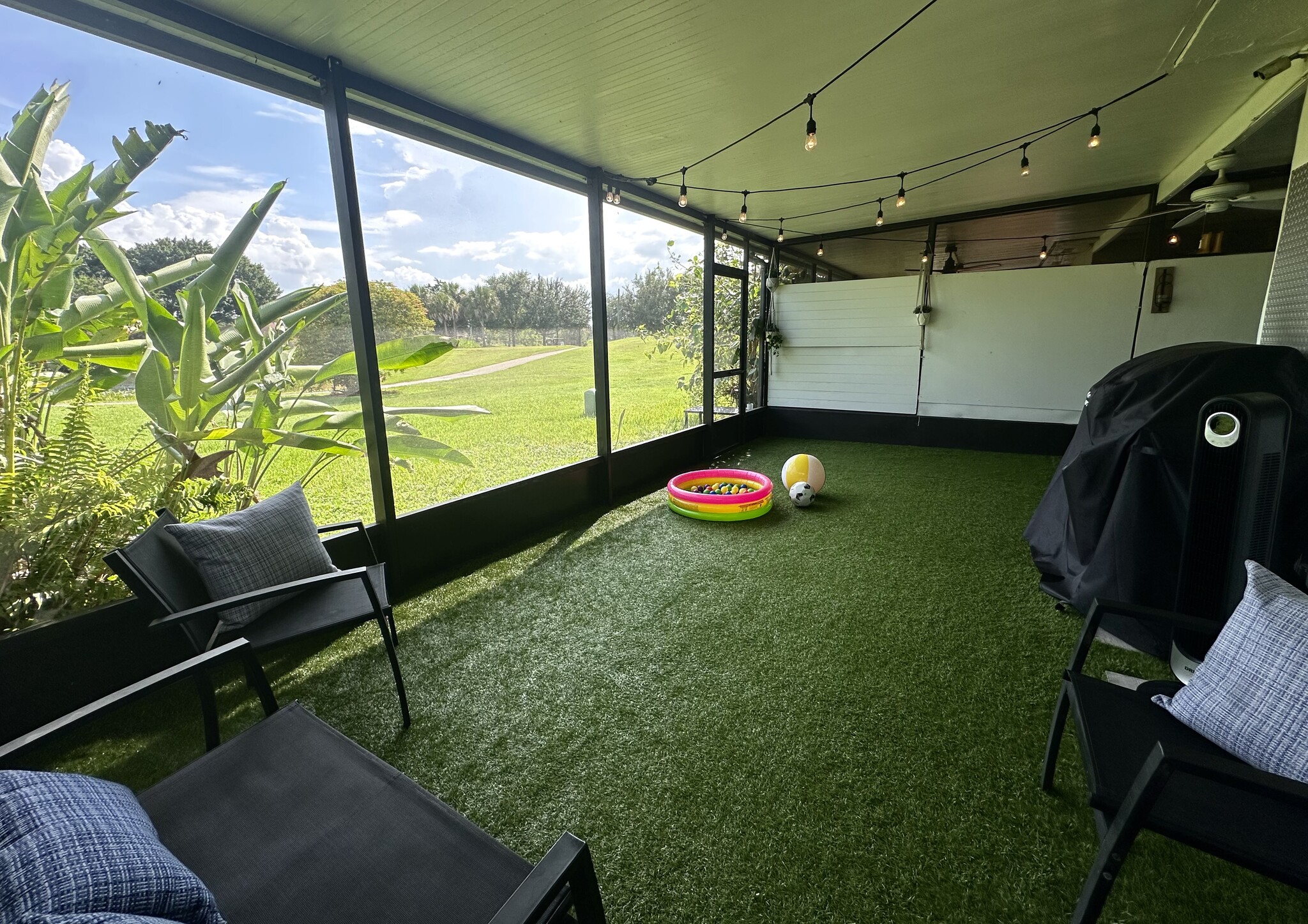 Patio with golf course view - 8101 SW 22nd Ct