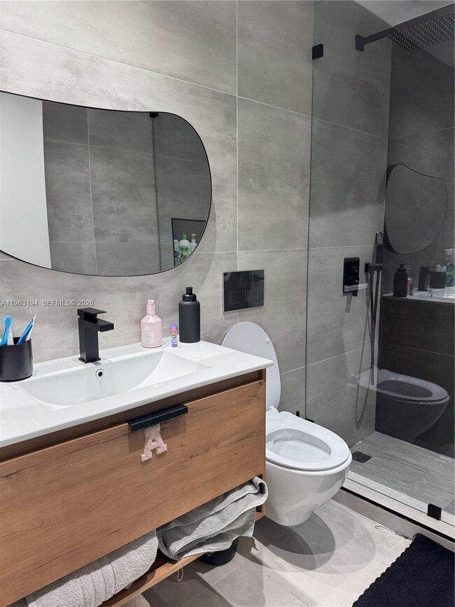 Building Photo - 4943 SW 33rd Way