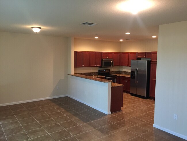 Building Photo - 3222 NW 31st Terrace