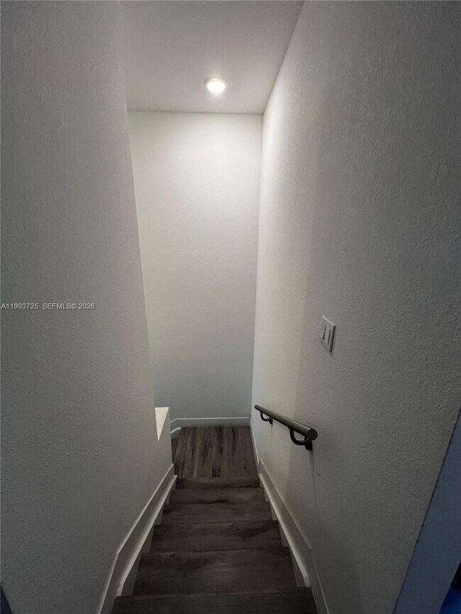 Building Photo - 5942 Mustang Manor