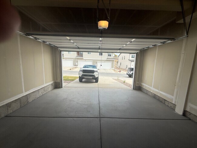 Building Photo - 1579 W Viola Ln