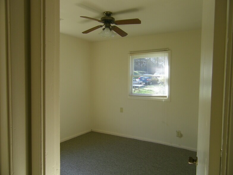 Building Photo - 165 Hiawassee Ave