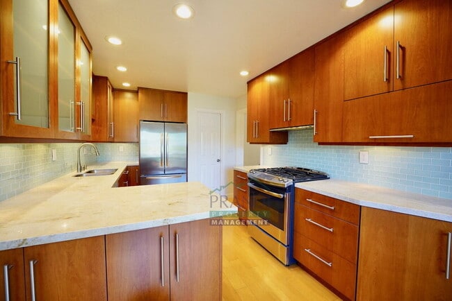 Building Photo - 13 Rockport Cove