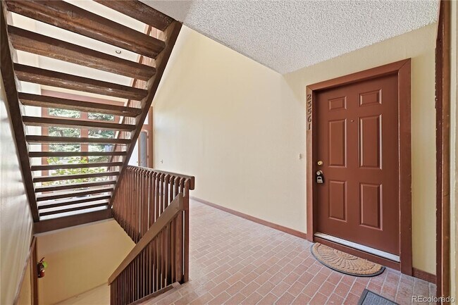 Building Photo - 23561 Genesee Village Rd