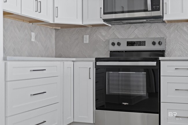 Building Photo - 501 Cotton Creek Dr