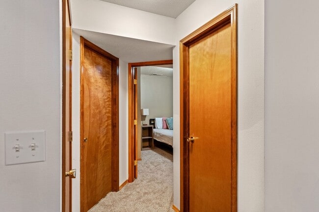 Building Photo - Beautifully done 3 bed 3 bath home in Greenacres/liberty lake area