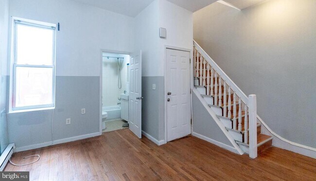 Primary Photo - 2219 N 16th St