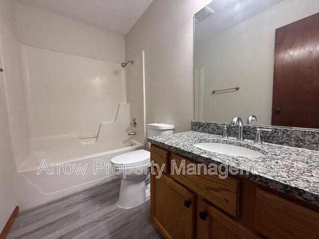 Building Photo - 1256 S Jackson St