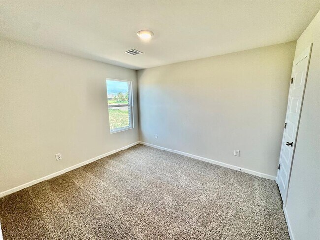 Building Photo - 6100 Blackwood Ct
