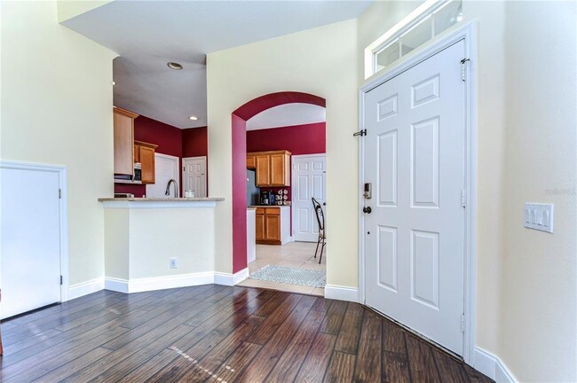 Building Photo - 3292 Covered Bridge Dr E