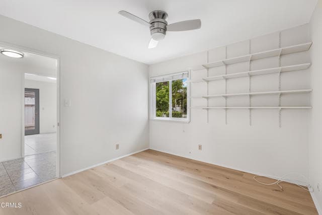 Building Photo - 2554 Bayshore Ave