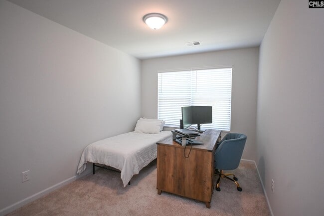 Building Photo - 552 Kingfisher Ct