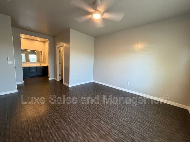 Building Photo - 613 NW 176th St