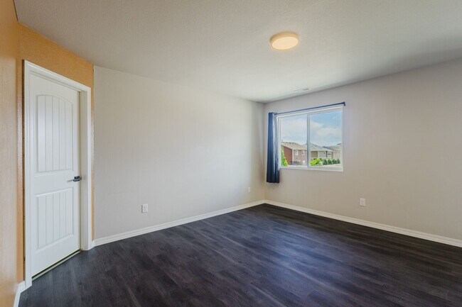 Building Photo - Beautiful 3-Bedroom Home in Ventana | Pool Community Near Fort Carson