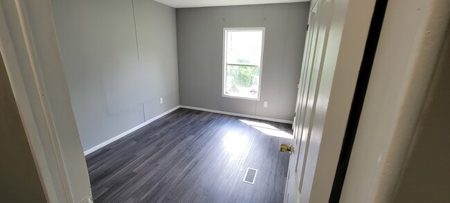 Building Photo - 23047 Cactus Rd