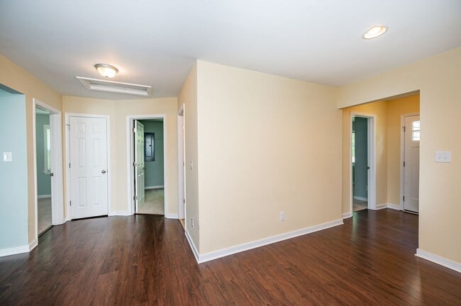 Building Photo - 1111 Sumpter St
