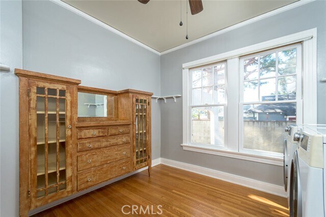 Building Photo - 5124 N Maywood Ave