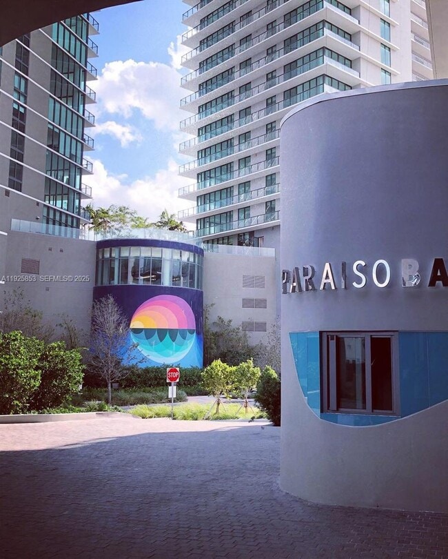 Building Photo - 501 NE 31st St