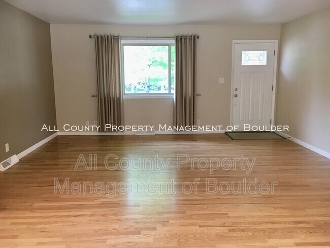 Building Photo - 3135 Folsom St