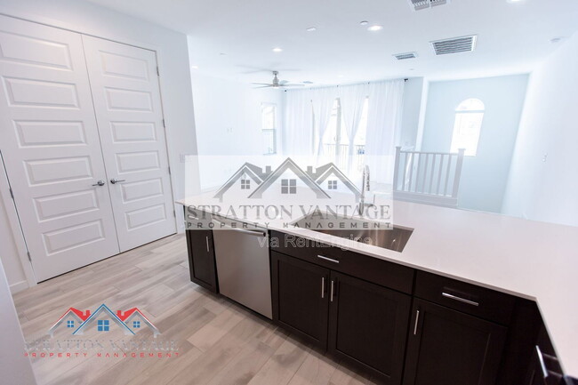 Building Photo - 4117 E Pinto Dr