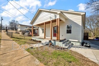 Building Photo - 1720 34th Pl N