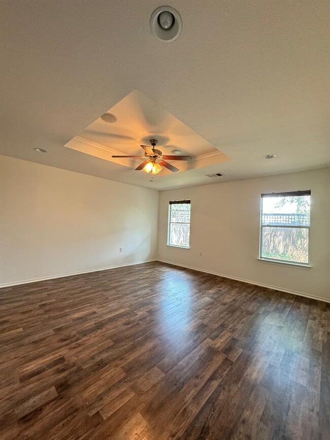 Building Photo - 9000 Spiceland Cir