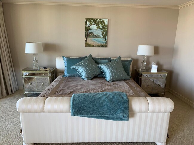 Building Photo - 4101 N Ocean Blvd