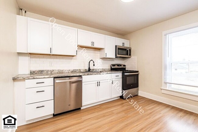 Building Photo - 2516 Lafayette St