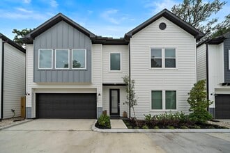 Building Photo - 2623 Huntington Creek Ln