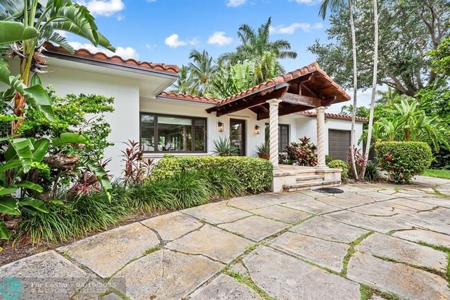 Building Photo - 331 Lido Dr