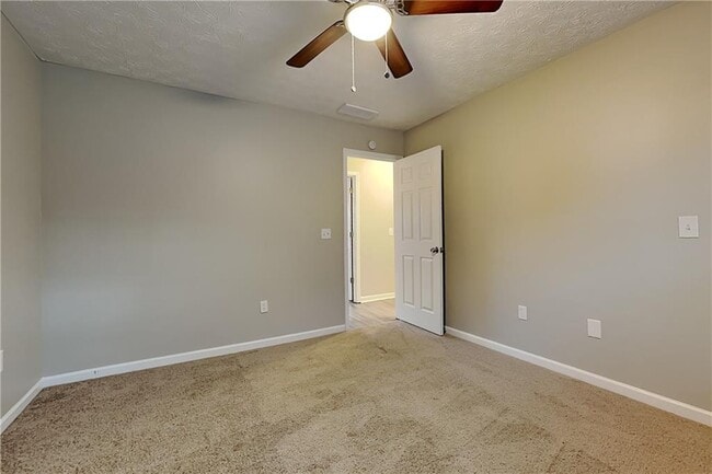 Building Photo - 1210 Webb Farm Ln