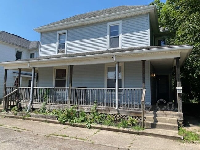 Building Photo - 612/614 Cedar St