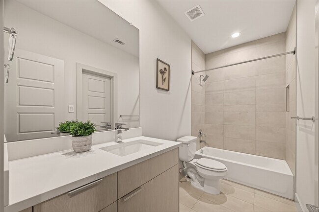 Building Photo - 4418 Bora Bora Ln