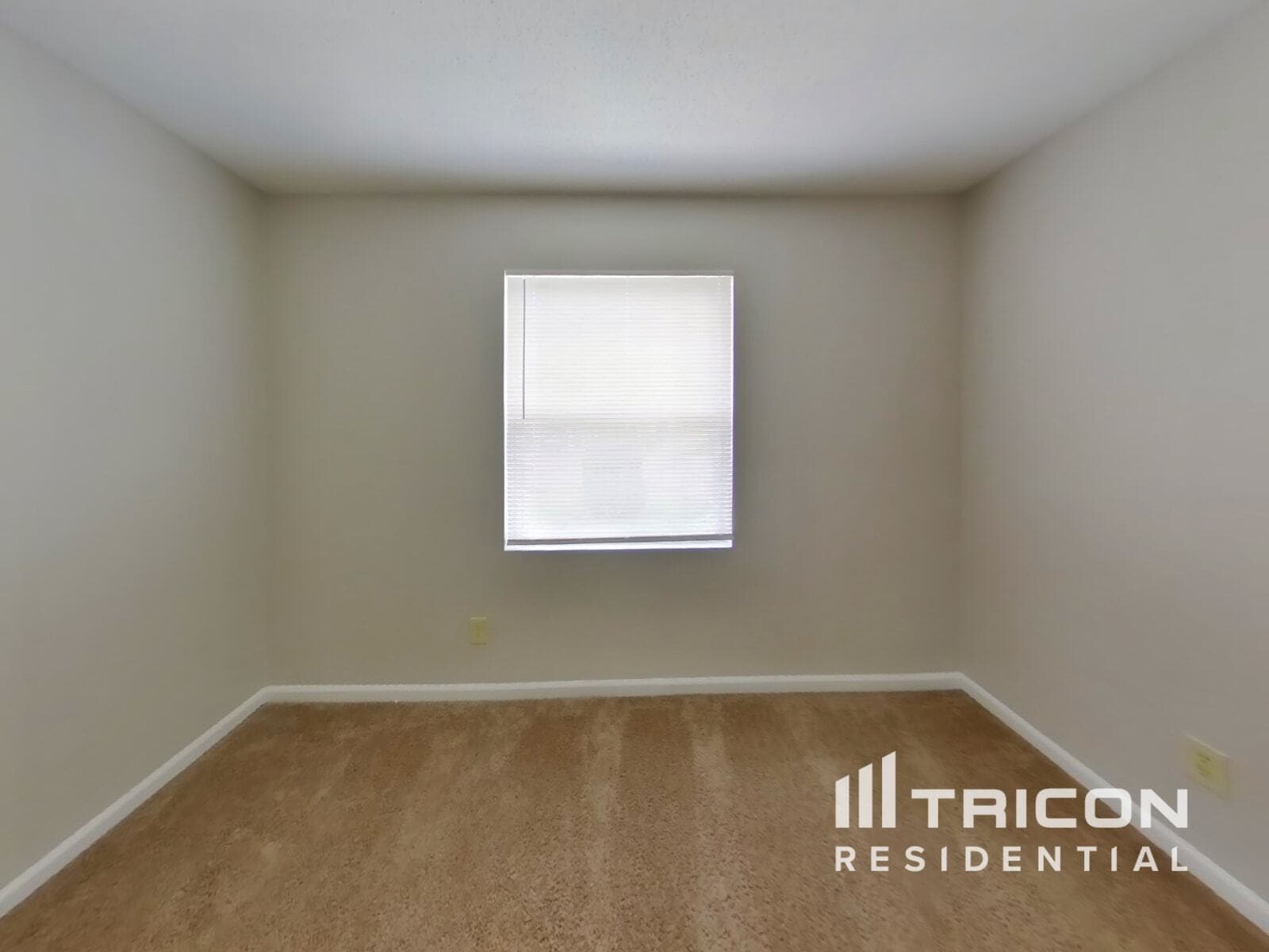 Building Photo - 6409 Alonzo Dr