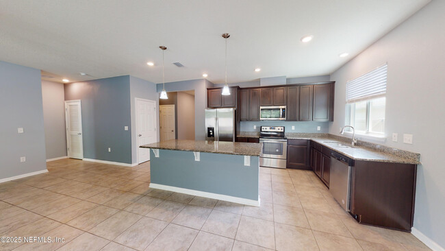 Building Photo - 3718 Ruby Kinglet Dr