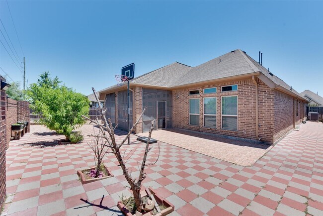 Building Photo - 18106 Nisbet Crossing